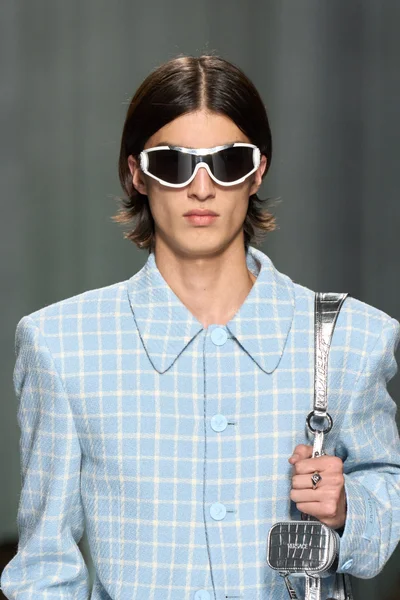 Look 65